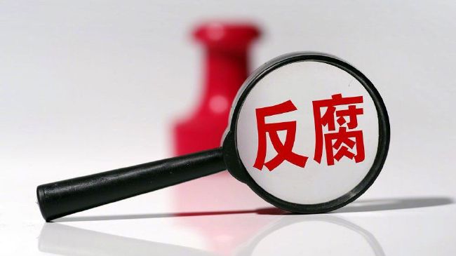 亚洲在线精品视频